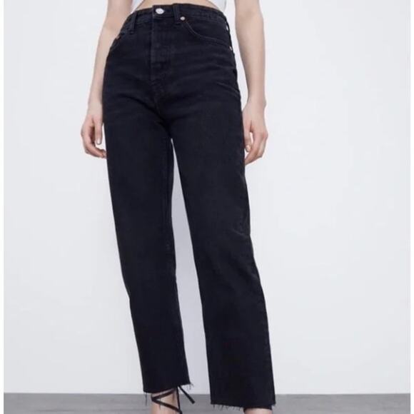 Zara High Rise Modern Classic Button Fly Relaxed  Straight Leg Grunge Rock Jeans - Picture 1 of 10